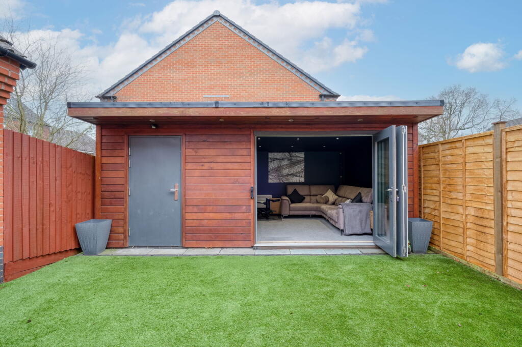 Additional image 18 of Harris Close, Greenlands, Redditch, B98 7PP