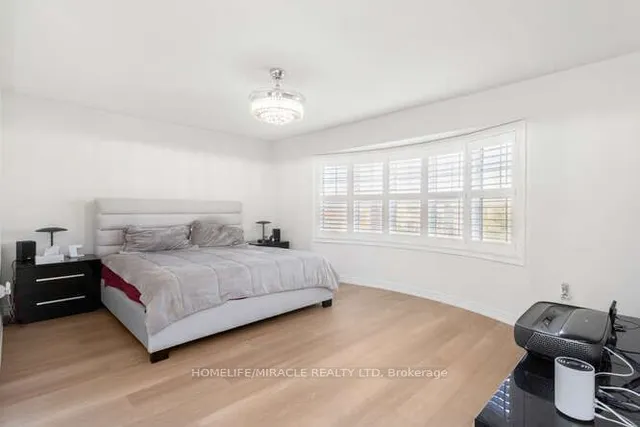 Additional image 11 of 452 Nairn Circ