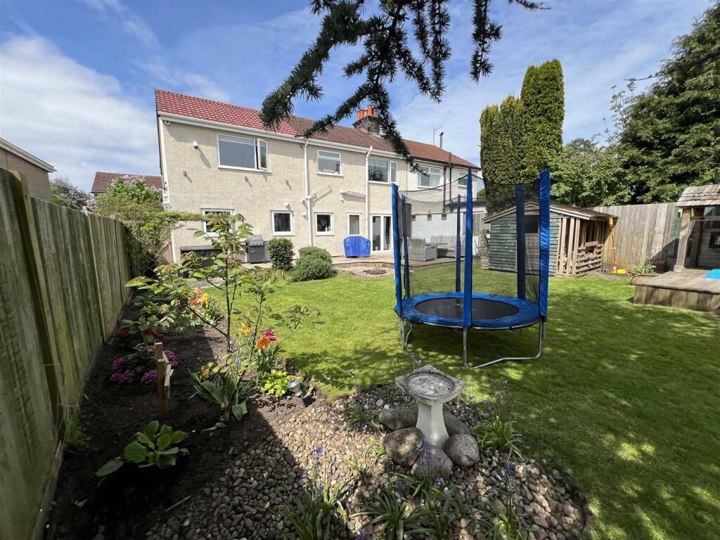 Additional image 36 of Mostyn Avenue, Heswall, Wirral