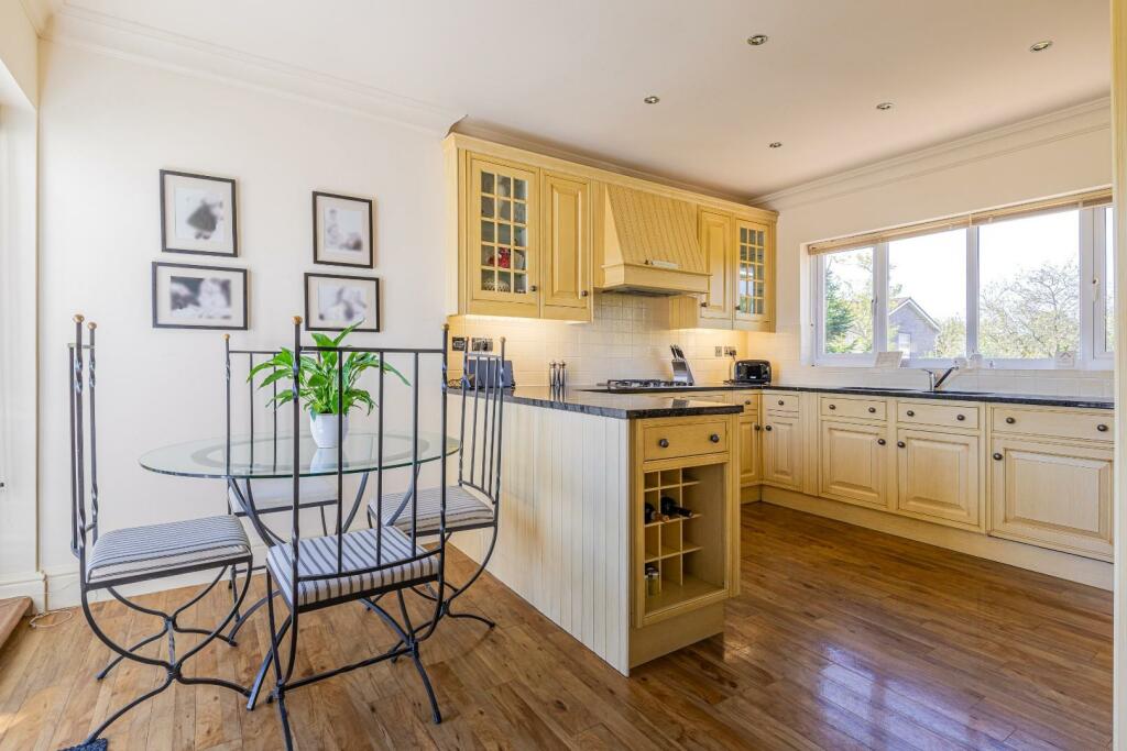 Additional image 5 of The Paddocks, Penarth