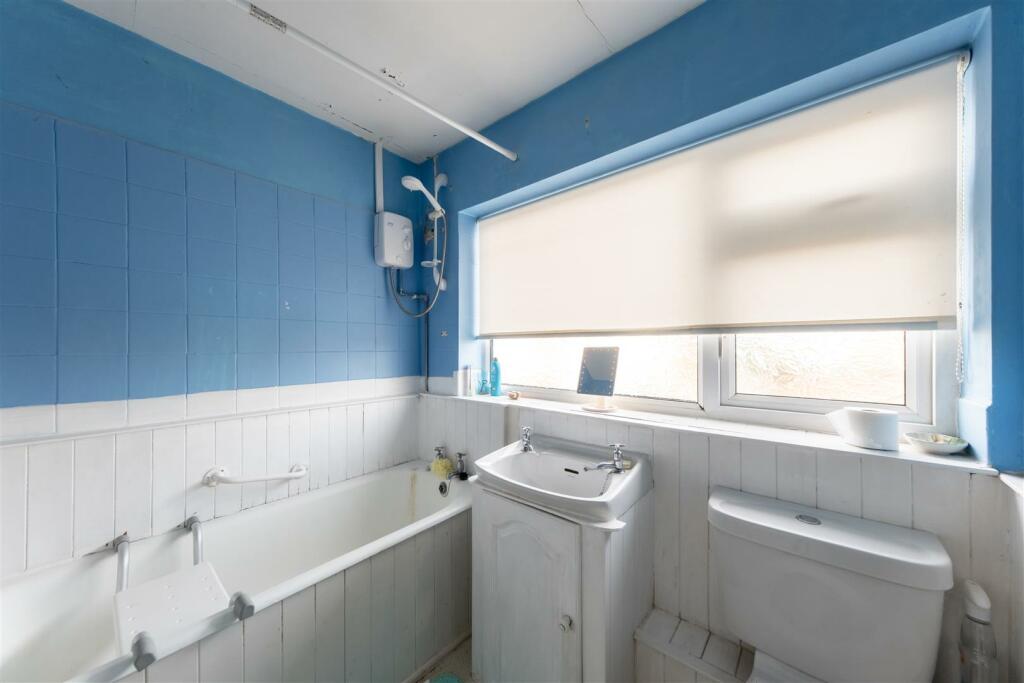 Additional image 23 of Gowy Crescent, Tarvin