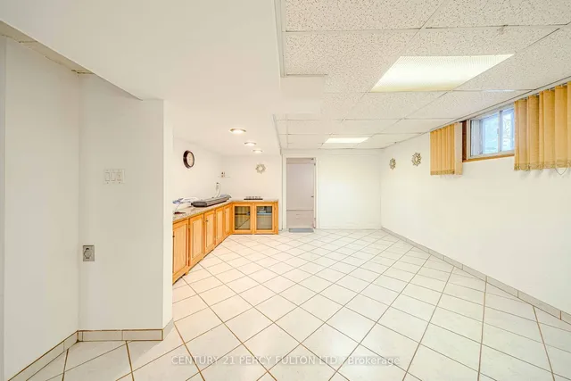 Additional image 24 of 63 Midland Ave