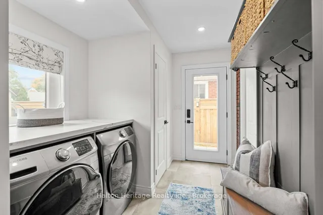 Additional image 15 of 1432 Olga Dr