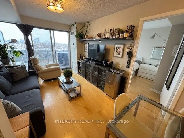 Additional image 10 of 1050 The Queensway Ave Unit 712