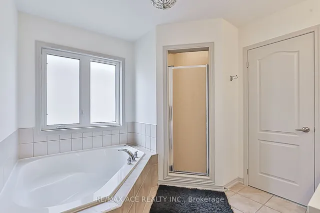 Additional image 24 of 3206 Sorrento Cres