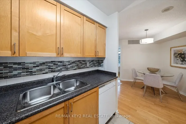 Additional image 18 of 30 Harrison Garden Blvd Unit 206