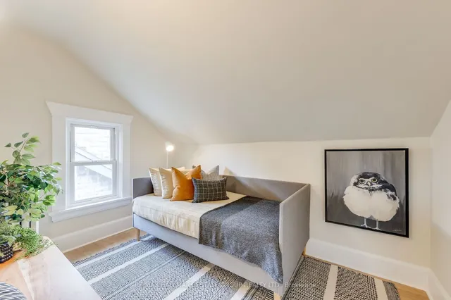 Additional image 26 of 61 Westmount Ave