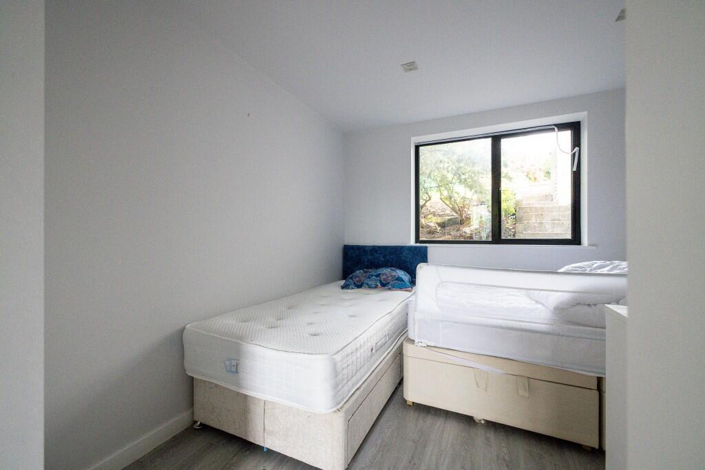 Additional image 40 of Ferns Close, CH60