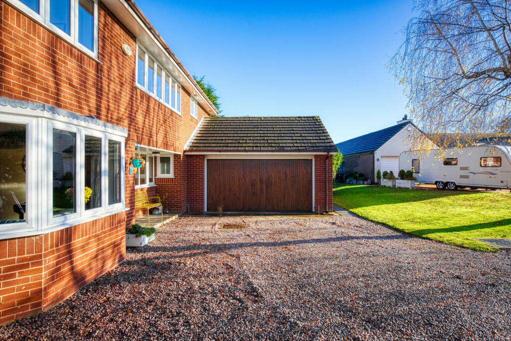 Additional image 35 of Willow Lea, Mollington, Chester, Cheshire