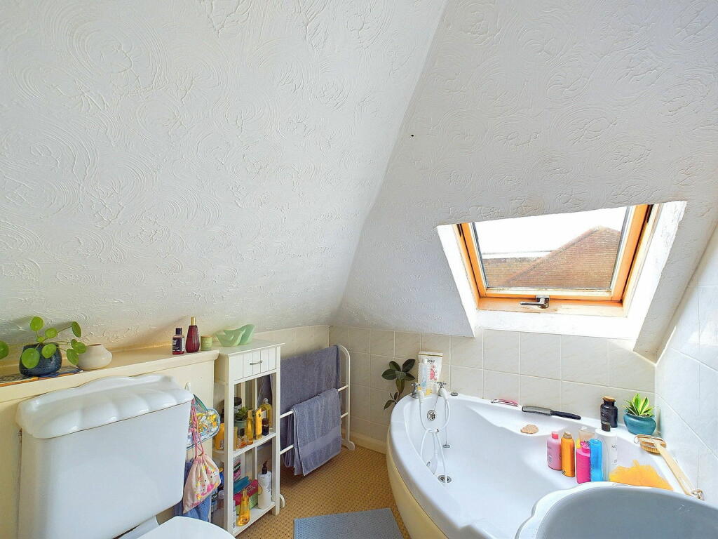Additional image 13 of Clarendon Road, Worthing, BN14 8QQ