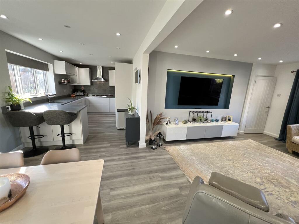 Additional image 12 of Dale View Close, Barnston, Wirral