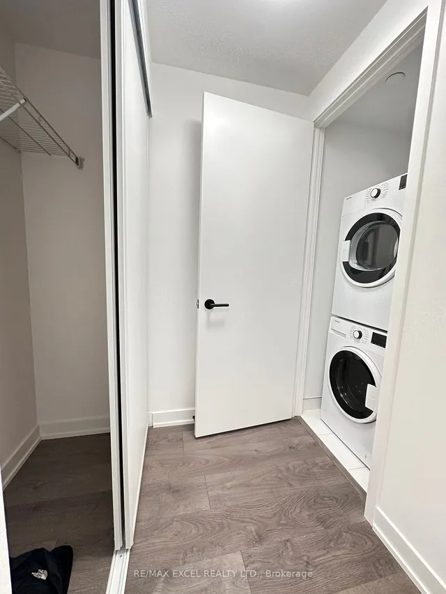 Additional image 9 of 108 Peter St Unit 707