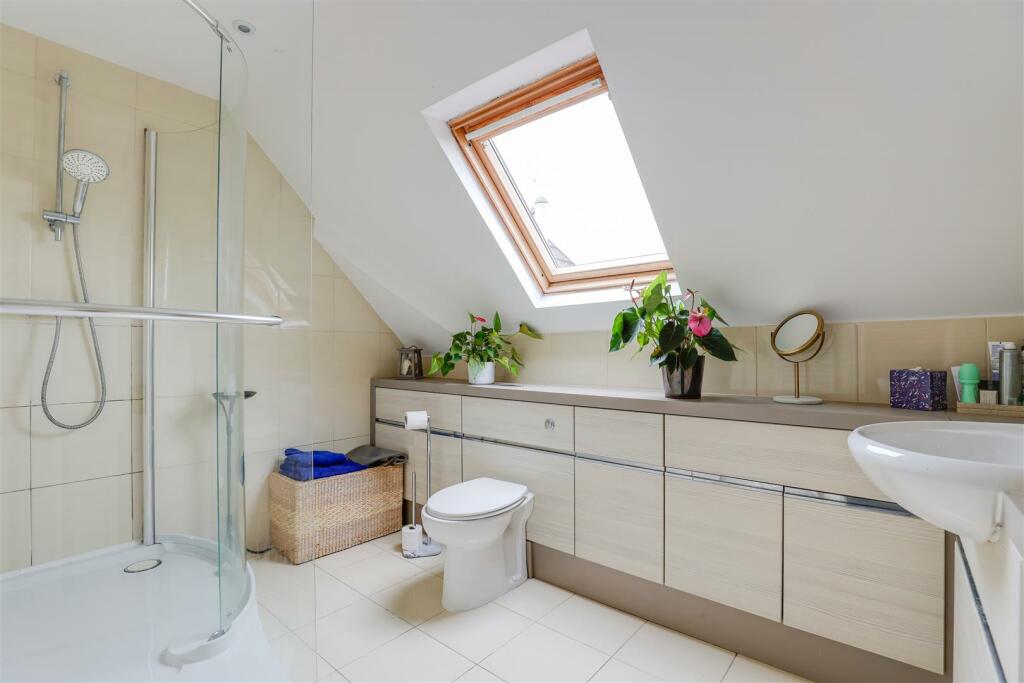 Additional image 15 of Broadlands, The Meadows, Penllyn, Nr Cowbridge, Vale of Glamorgan, CF71 7RL