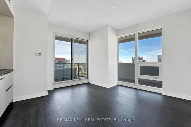 Additional image 6 of 2221 Yonge St Unit 3402