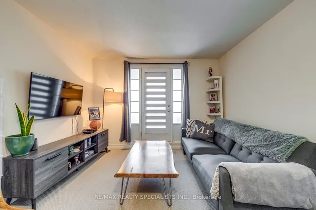 Additional image 28 of 341 Raymond Rd