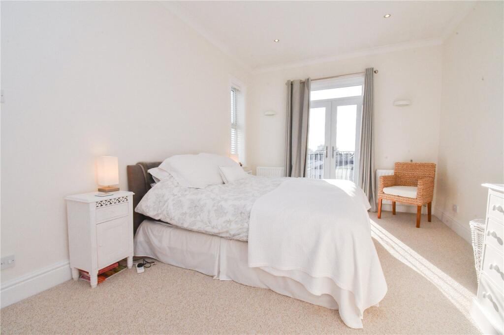 Additional image 11 of Grove Avenue, Heswall, Wirral