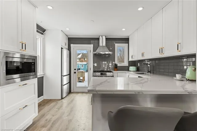 Additional image 10 of 1025 Plains View Ave