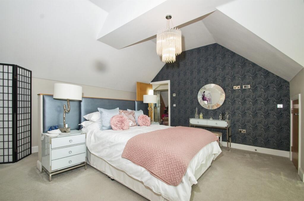 Additional image 26 of Craig Yr Eos Avenue, Ogmore-By-Sea, Vale Of Glamorgan