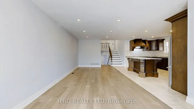 Additional image 4 of 349 Enfield Rd