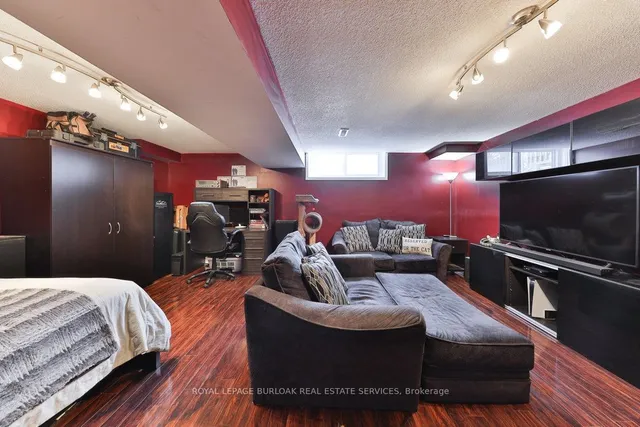 Additional image 19 of 2215 Cleaver Ave Unit 17