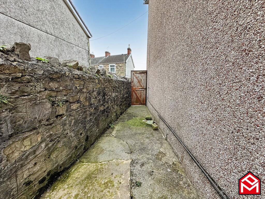 Additional image 31 of Highland Place, Bridgend, Bridgend County. CF31 1LS