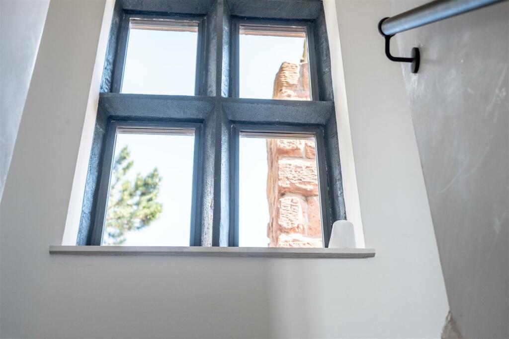 Additional image 15 of Burton Road, Little Neston, Cheshire