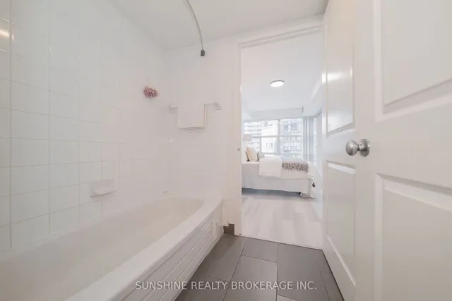 Additional image 16 of 11 St Joseph St Unit 901