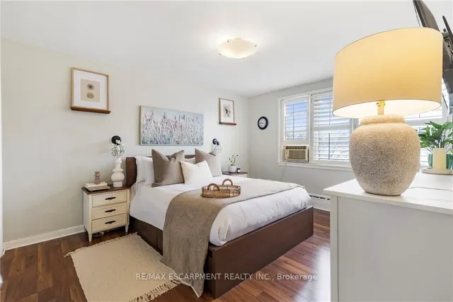 Additional image 18 of 2052 Courtland Dr Unit 401