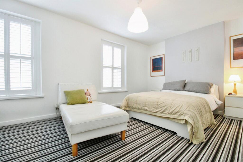 Additional image 6 of Glebe Street, Penarth