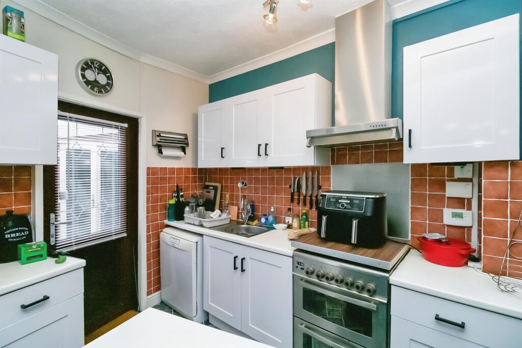 Additional image 16 of Wynd Street, Barry