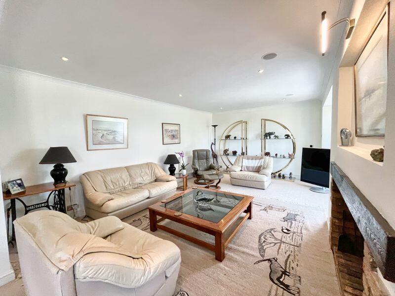 Additional image 27 of 6 Long Acre Court, Porthcawl, Bridgend, CF36 3TJ