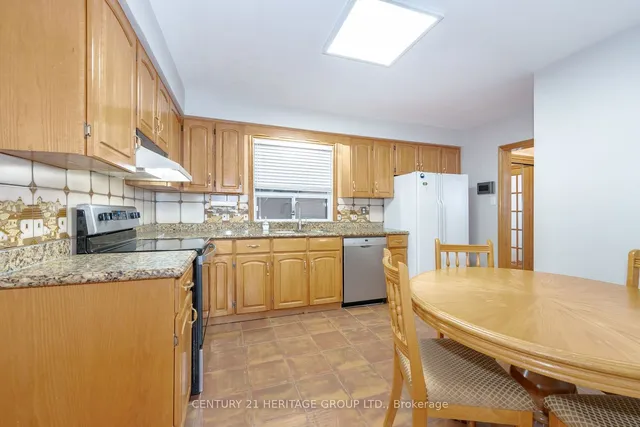 Additional image 10 of 20 Steven Ave