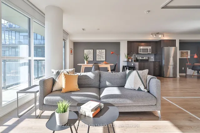 Additional image 14 of 78 Tecumseth St Unit 1004