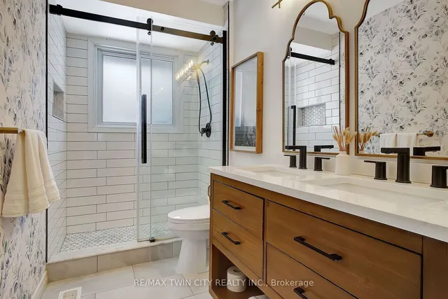 Additional image 20 of 11 Glen Park Cres