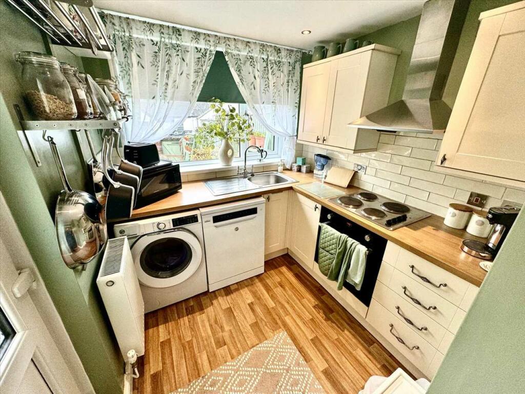 Additional image 16 of Chepstow Road, Treorchy