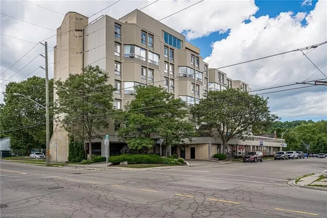 10 John St Unit 209