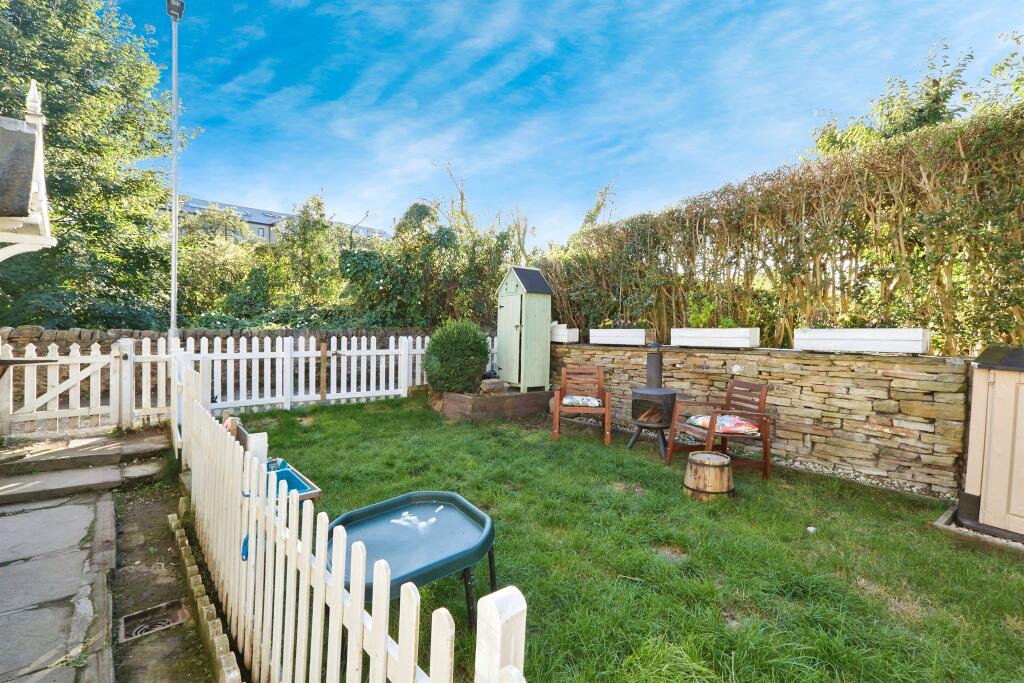 Additional image 4 of Laburnum Place, Apperley Bridge, Bradford