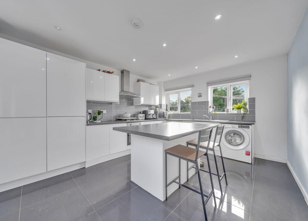 Additional image 33 of Graig View, Machen, CF83