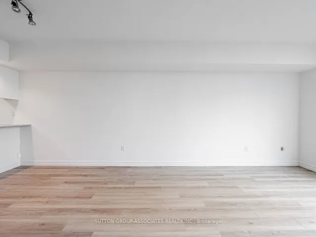 Additional image 18 of 38 Elm St Unit 2608