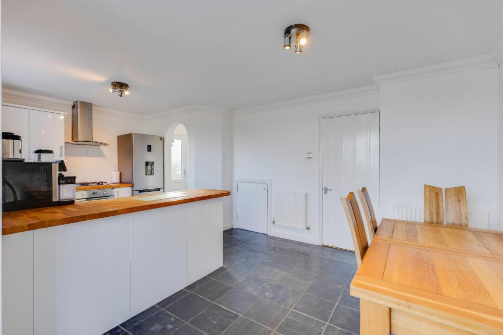 Additional image 6 of St. Owains Crescent, Ystradowen, Nr Cowbridge, Vale of Glamorgan, CF71 7TB