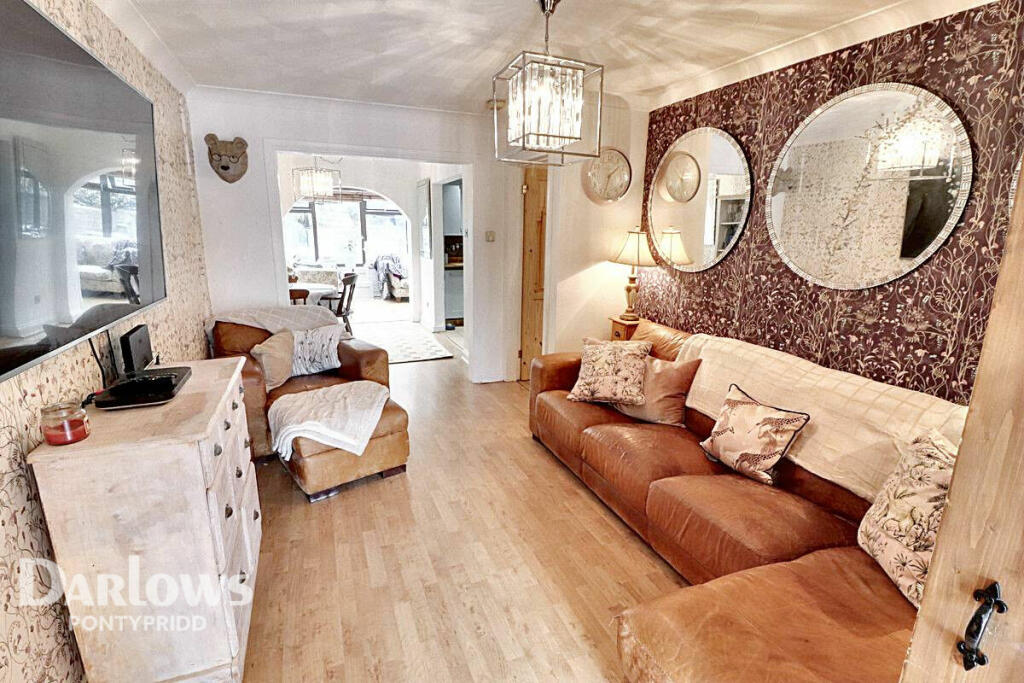 Additional image 5 of Ynys Hir, Pontypridd