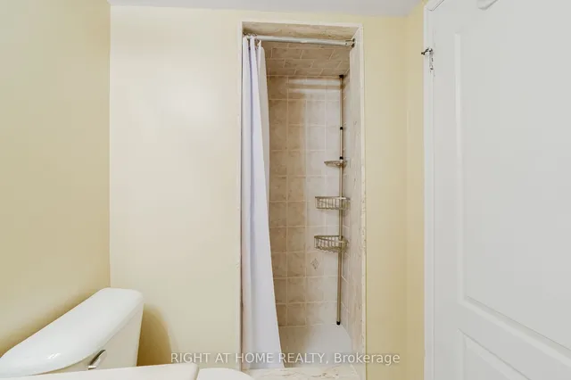 Additional image 25 of 74 Stagecoach Circ