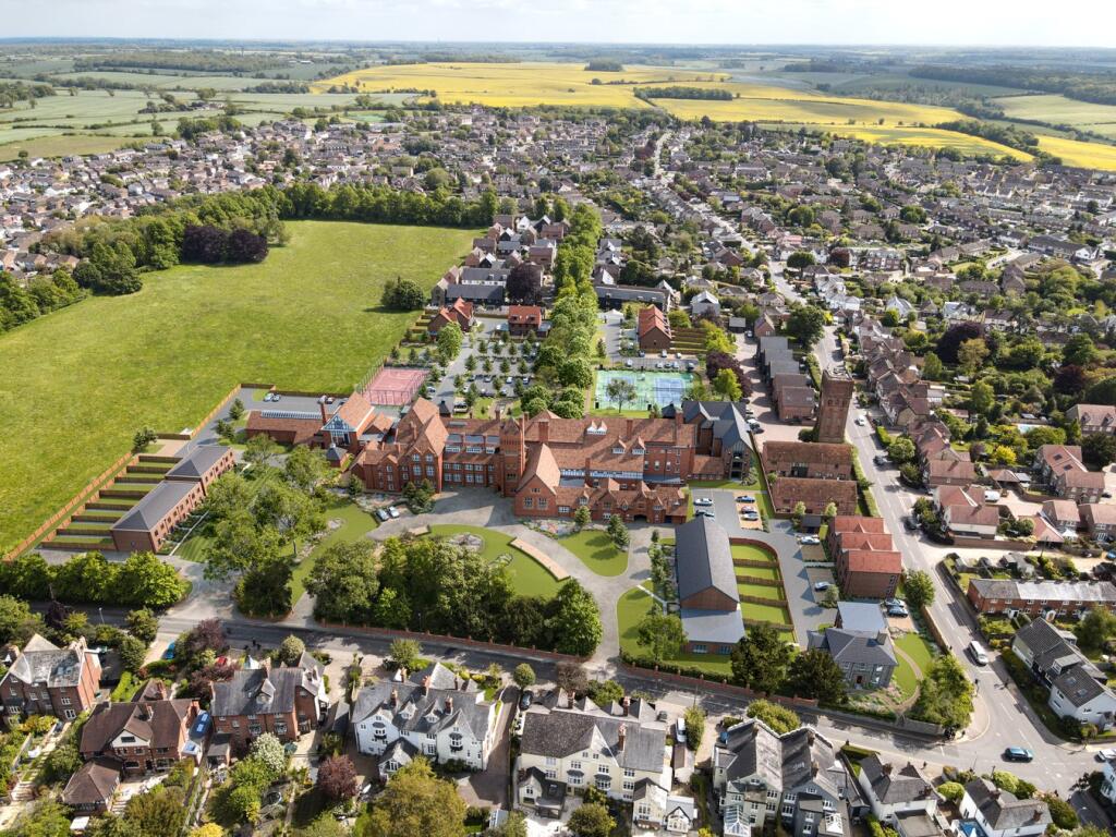 Additional image 7 of The Waldens, Mount Pleasant Road, Saffron Walden, Essex, CB11