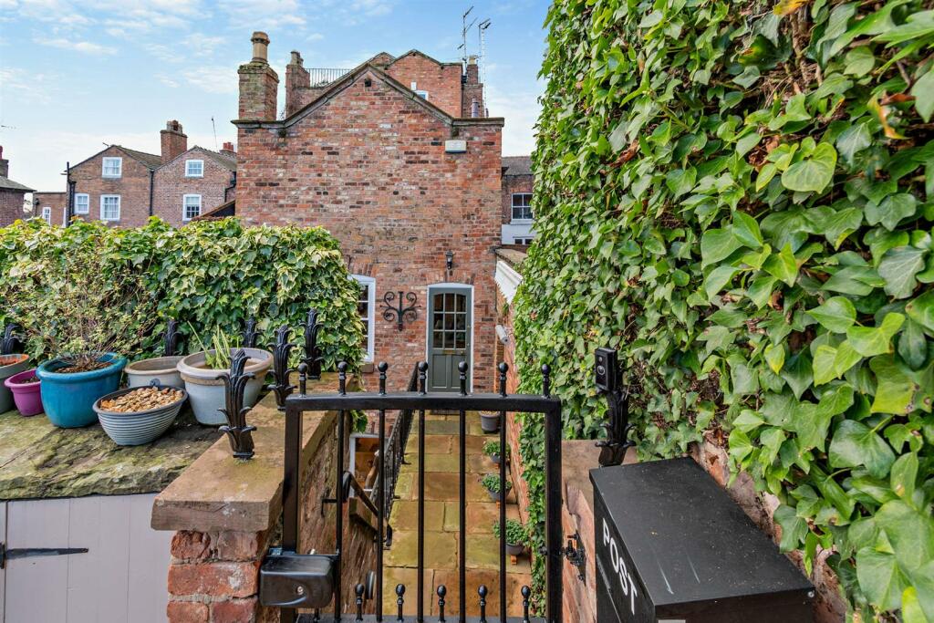 Additional image 21 of Town House, Lower Bridge Street, Chester