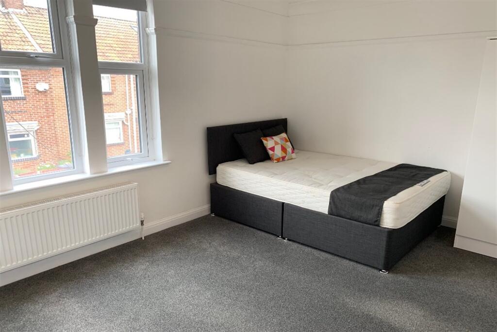 Additional image 8 of 5 bedroom Terraced House in William Street, Bristol