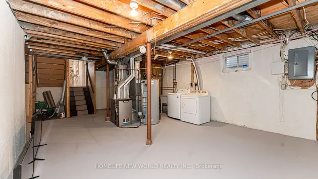 Additional image 28 of 35 Applemore Rd