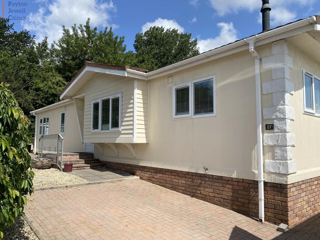 Heronston Lane, Bridgend, Bridgend County. CF31 3BZ