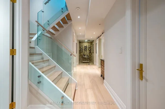 Additional image 30 of 10 Shand Ave