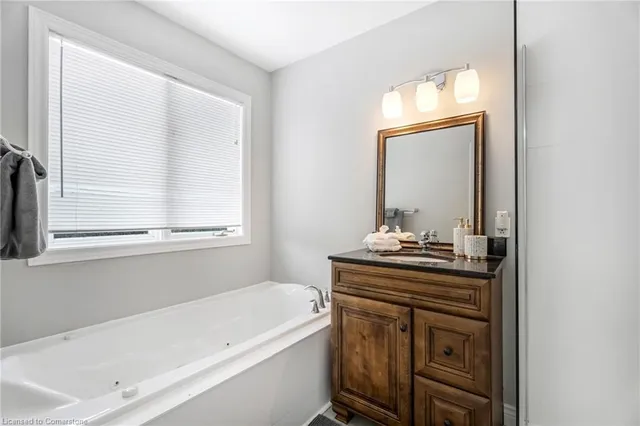 Additional image 23 of 417 Golflinks Rd