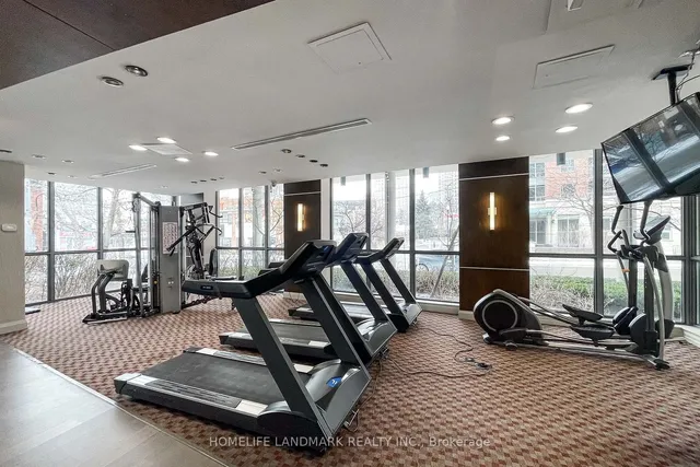 Additional image 17 of 26 Norton Ave Unit 504